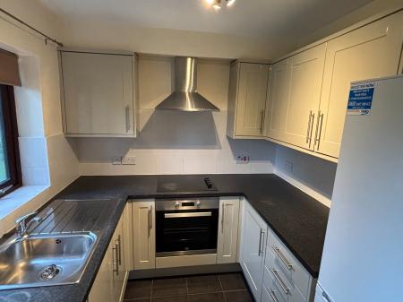 2 bedroom Flat to let in Droitwich Road, Worcestershire, WR3