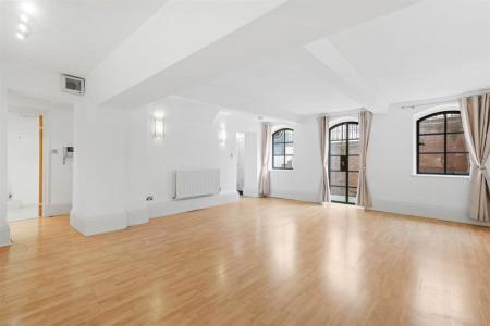 1 bedroom Apartment to let in Sansome Walk, City Centre, Worcester, WR1