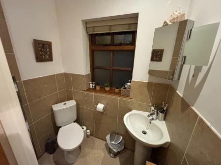 2 bedroom Character Property to let in Rose Bank, London Road, Worcester, WR5