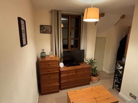 2 bedroom Character Property to let in Rose Bank, London Road, Worcester, WR5