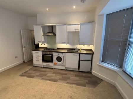 1 bedroom Flat to let in 2 Sebright Avenue, London Road, Worcester, WR5