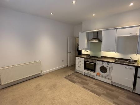 1 bedroom Flat to let in 2 Sebright Avenue, London Road, Worcester, WR5