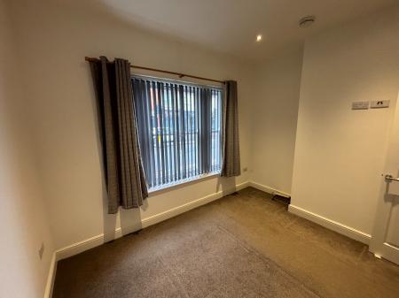 1 bedroom Flat to let in 2 Sebright Avenue, London Road, Worcester, WR5