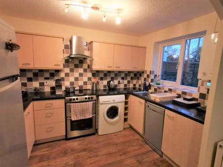 3 bedroom Semi-detached house to let in Batsford Road, St Peters, Worcester, WR5