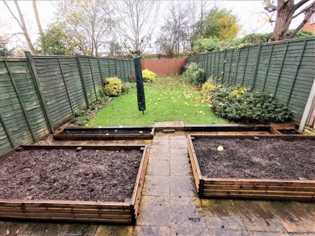 3 bedroom Semi-detached house to let in Batsford Road, St Peters, Worcester, WR5