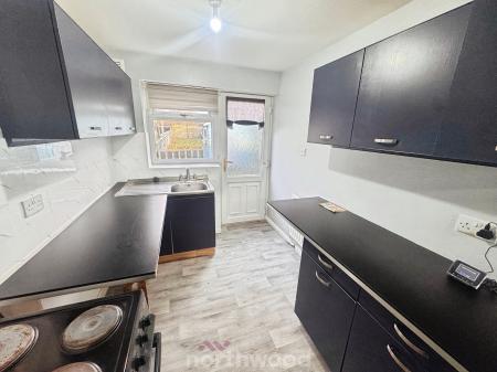 2 bedroom Terraced House to let in Moss Terrace, Goole Road, Moorends, Doncaster, DN8