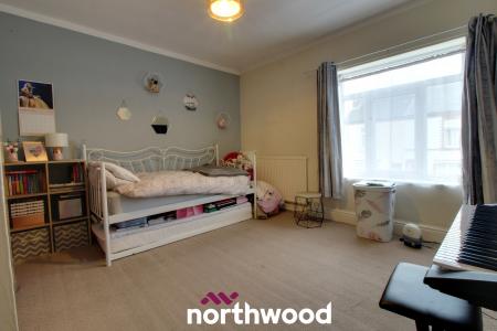 3 bedroom Terraced House to let in Upper Kenyon Street, Thorne, Doncaster, DN8