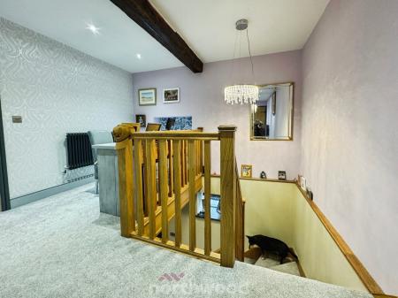 4 bedroom Character Property for sale in Bridge Street, Thorne, Doncaster, DN8
