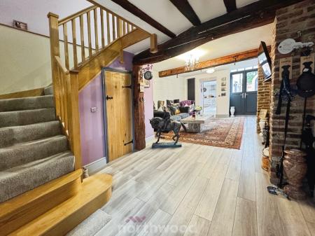 4 bedroom Character Property for sale in Bridge Street, Thorne, Doncaster, DN8