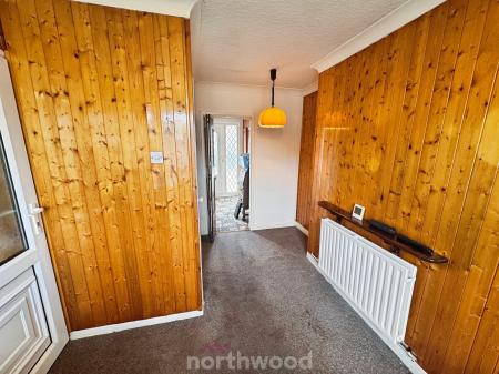 3 bedroom Semi-detached house for sale in Cherry Tree Drive, Thorne, Doncaster, DN8