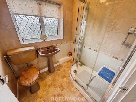 3 bedroom Semi-detached house for sale in Cherry Tree Drive, Thorne, Doncaster, DN8