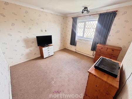 3 bedroom Semi-detached house for sale in Cherry Tree Drive, Thorne, Doncaster, DN8