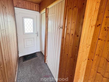 3 bedroom Semi-detached house for sale in Cherry Tree Drive, Thorne, Doncaster, DN8