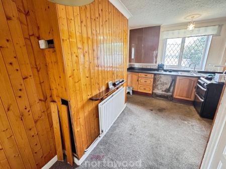 3 bedroom Semi-detached house for sale in Cherry Tree Drive, Thorne, Doncaster, DN8