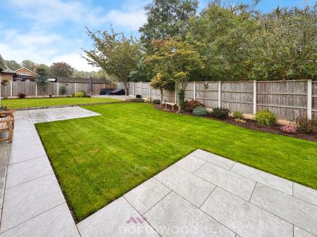 3 bedroom Detached bungalow for sale in Dorothy Avenue, Thorne, Doncaster, DN8