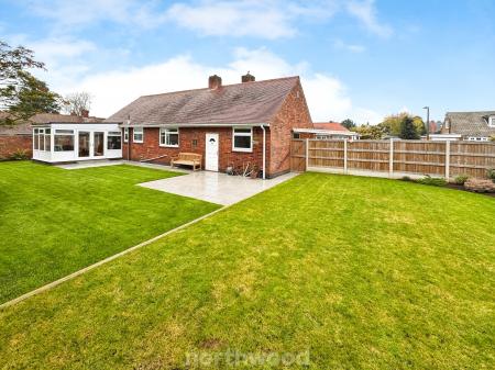3 bedroom Detached bungalow for sale in Dorothy Avenue, Thorne, Doncaster, DN8