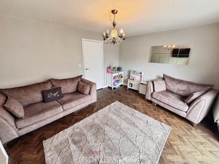 3 bedroom Semi-detached house for sale in Garratt Way, Thorne, Doncaster, DN8