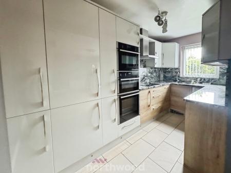 2 bedroom Terraced House for sale in George Street, Selby, Goole, DN14