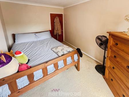 3 bedroom Detached house for sale in Hatfield Road, Thorne, Doncaster, DN8