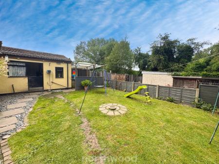 3 bedroom Detached house for sale in Hatfield Road, Thorne, Doncaster, DN8