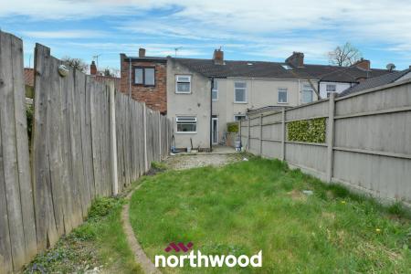2 bedroom Terraced House for sale in High Street, Goole, Goole, DN14
