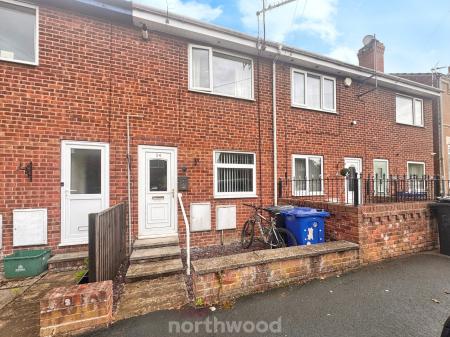 2 bedroom Terraced House for sale in Lower Kenyon Street, Thorne, Doncaster, DN8