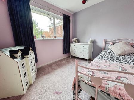3 bedroom End of terrace house for sale in Marshland Road, Moorends, Doncaster, DN8