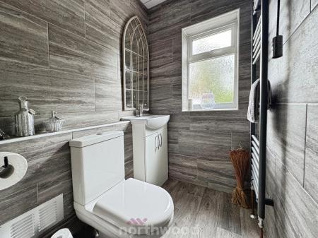 3 bedroom End of terrace house for sale in Marshland Road, Moorends, Doncaster, DN8