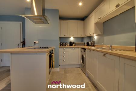 2 bedroom Apartment for sale in Moorings Drive, Doncaster, Doncaster, DN8