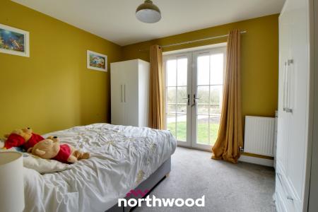 2 bedroom Apartment for sale in Moorings Drive, Doncaster, Doncaster, DN8