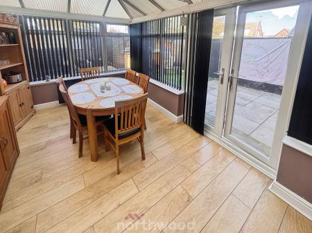 3 bedroom Detached house for sale in Moorside Court, Moorends, DN8