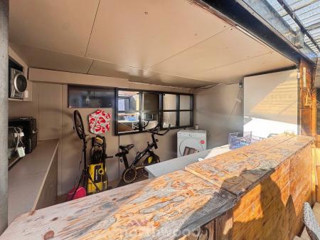 3 bedroom Detached house for sale in Moorside Court, Moorends, DN8