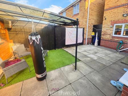 3 bedroom Detached house for sale in Moorside Court, Moorends, DN8