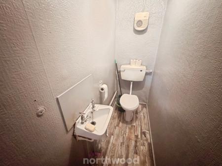 3 bedroom Semi-detached house for sale in Orchard Lane, Moorends, Doncaster, DN8