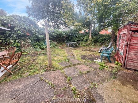 3 bedroom Semi-detached house for sale in Orchard Lane, Moorends, Doncaster, DN8