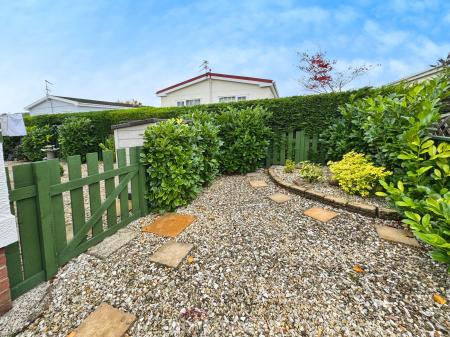 2 bedroom Park home for sale in Palm Grove Court, Thorne, Doncaster, DN8