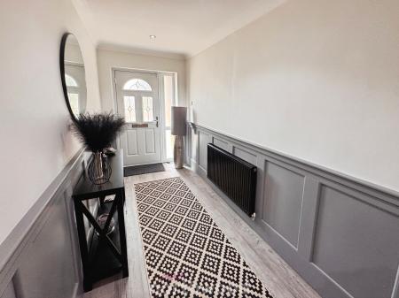 3 bedroom Detached bungalow for sale in South End, Thorne, Doncaster, DN8