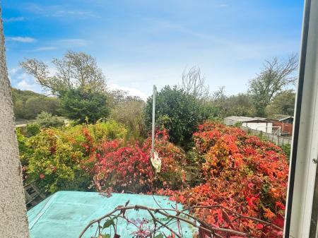 3 bedroom Semi-detached house for sale in Wilkinson Avenue, Moorends, Doncaster, DN8