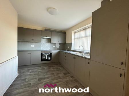 3 bedroom End of terrace house to let in Alwyn Road, Thorne, Doncaster, DN8