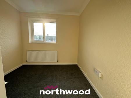 3 bedroom End of terrace house to let in Alwyn Road, Thorne, Doncaster, DN8