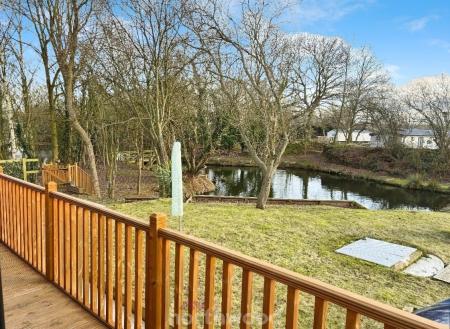 2 bedroom Park home for sale in 7 Lakes Country Park, Crowle, DN17