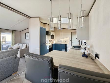 2 bedroom Park home for sale in 7 Lakes Country Park, Crowle, DN17