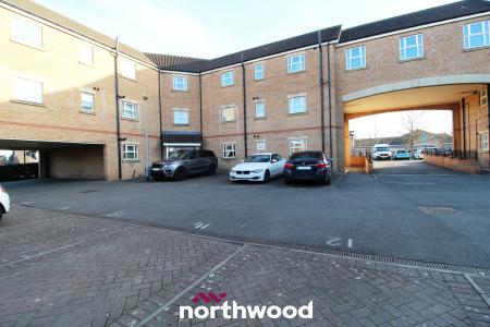 1 bedroom Flat for sale in Acorn Way, Sunnyside, Rotherham, S66