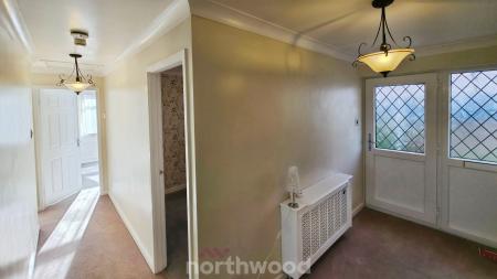 3 bedroom Bungalow for sale in Bellerby Road, Skellow, Doncaster, DN6