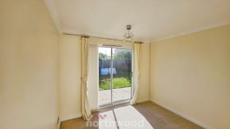 3 bedroom Bungalow for sale in Bellerby Road, Skellow, Doncaster, DN6