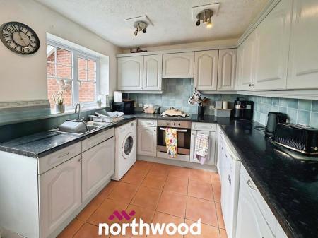 3 bedroom Detached house for sale in Cathedral Court, Dunsville, Doncaster, DN7