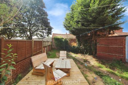 3 bedroom Semi-detached house for sale in Chestnut Avenue, Wheatley Hills, Doncaster, DN2