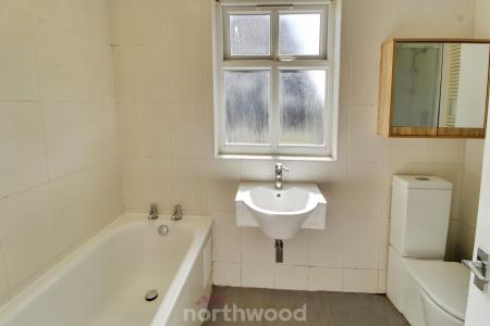 3 bedroom Semi-detached house for sale in Chestnut Avenue, Wheatley Hills, Doncaster, DN2