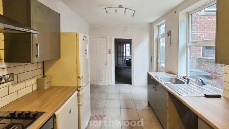 3 bedroom Terraced House for sale in Clarence Avenue, Balby, Doncaster, DN4