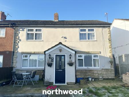 3 bedroom Semi-detached house for sale in East Lane, Doncaster, Doncaster, DN7